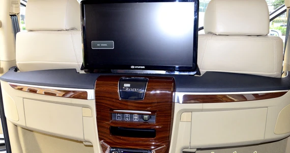 รูปภาพ ฮุนได Hyundai Grand Starex VIP ปี 2016