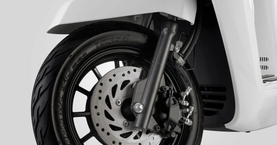 รูปภาพ อีเอ็ม EM Milano (Standard) ปี 2025