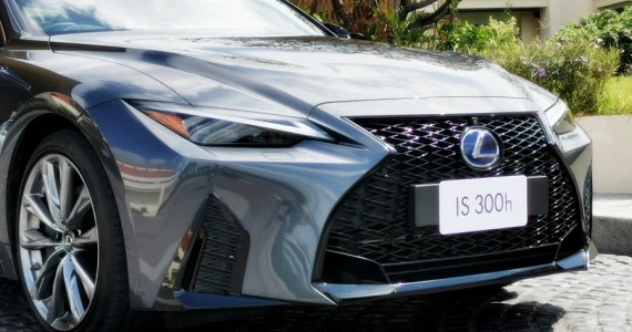 รูปภาพ เลกซัส Lexus IS 300h F SPORT MY2020 ปี 2020