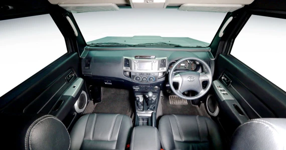 รูปภาพ ไทยรุ่ง Thairung Transformer Max 3.0 4WD MT (7 ที่นั่ง) ปี 2015
