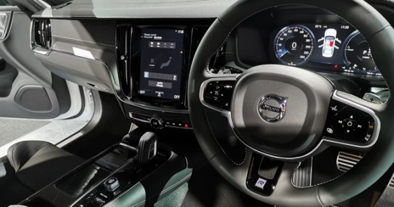 รูปภาพ วอลโว่ Volvo S60 T8 Twin Engine AWD R-DESIGN ปี 2020