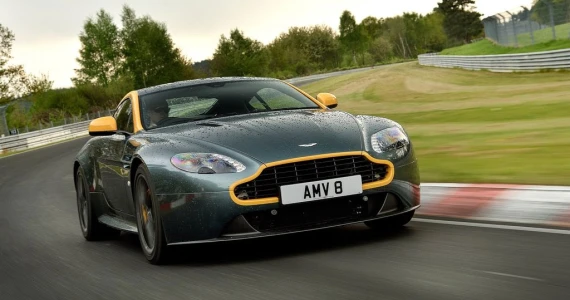 รูปภาพ แอสตัน มาร์ติน Aston Martin Vantage N430 ปี 2015