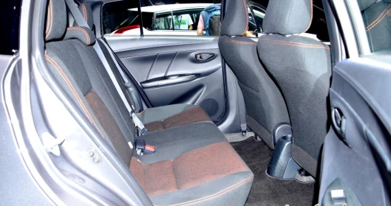 รูปภาพ โตโยต้า Toyota Yaris 1.2 E ปี 2013