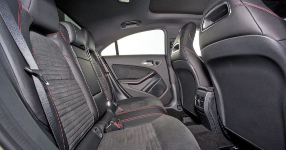 รูปภาพ เมอร์เซเดส-เบนซ์ Mercedes-benz CLA-Class CLA 250 AMG Dynamic ปี 2015