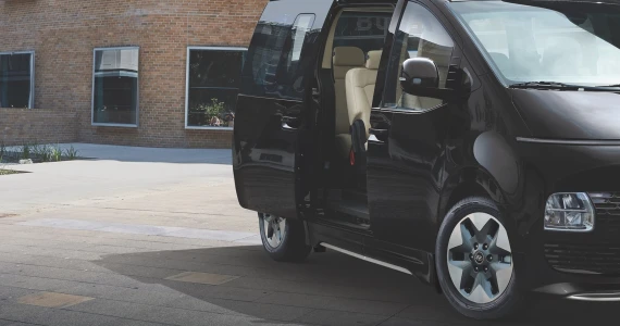 รูปภาพ ฮุนได Hyundai Staria Style ปี 2023