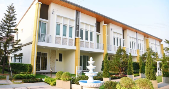 รูปภาพ โกลเด้น ทาวน์ เฉลิมพระเกียรติ-สวนหลวง (Golden Town chalermprakiat-Suanluang)