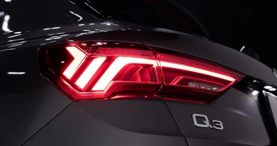 รูปภาพ อาวดี้ Audi Q3 40 TFSI quattro S Line Black Edition ปี 2021