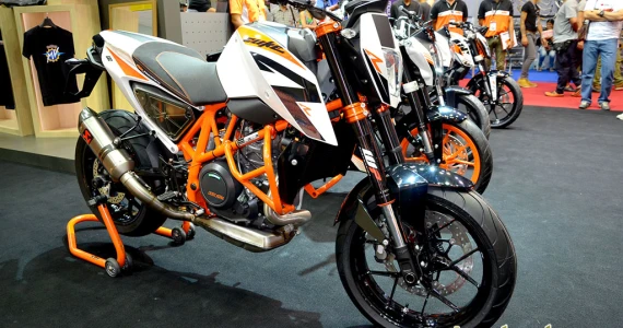 รูปภาพ เคทีเอ็ม KTM 690 Duke R ปี 2010