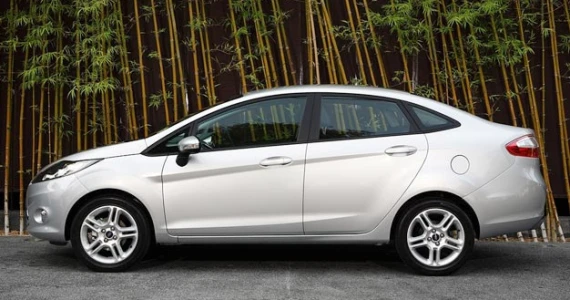 รูปภาพ ฟอร์ด Ford Fiesta 4Dr 1.6 Sport+ PowerShift ปี 2013