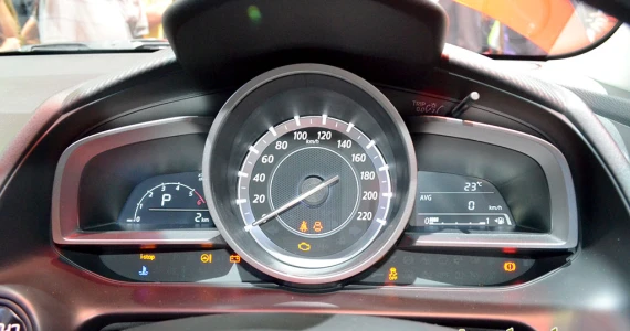 รูปภาพ มาสด้า Mazda 2 Sports XD AT ปี 2014