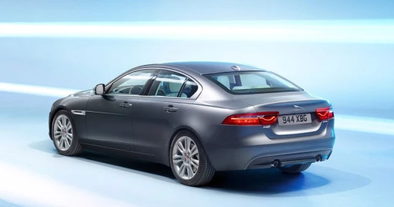 รูปภาพ จากัวร์ Jaguar-XE 2.0 Portfolio-ปี 2015