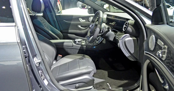 รูปภาพ เมอร์เซเดส-เบนซ์ Mercedes-benz E-Class E 220 d Estate AMG Dynamic ปี 2016