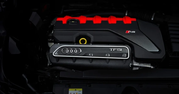 รูปภาพ อาวดี้ Audi RS 3 Sportback quattro ปี 2025