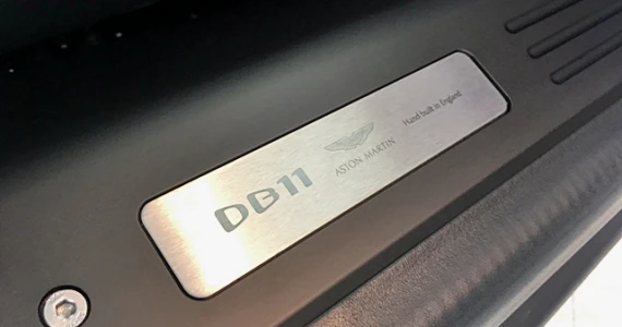 รูปภาพ แอสตัน มาร์ติน Aston Martin DB11 Coupe V8 ปี 2017