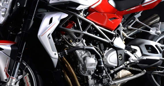รูปภาพ เอ็มวี ออกุสต้า MV Agusta Brutale 1090 RR ปี 2013