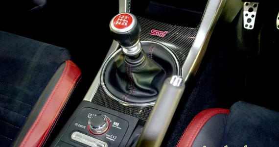 รูปภาพ ซูบารุ Subaru WRX STI 2.5 Turbo AWD 6MT ปี 2014