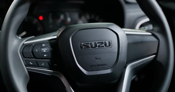 รูปภาพ อีซูซุ Isuzu MU-X 4x2 1.9 Active A/T ปี 2024