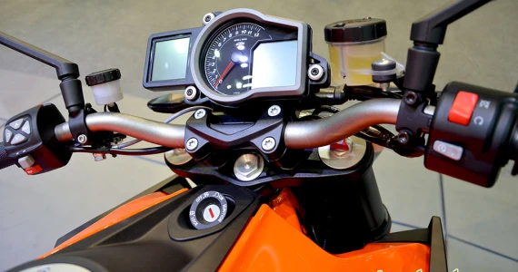 รูปภาพ เคทีเอ็ม KTM 1290 Super Duke R ปี 2013