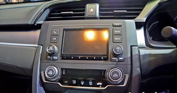 รูปภาพ ฮอนด้า Honda Civic 1.8 E CVT ปี 2018