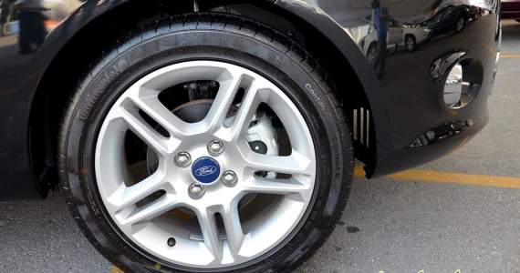 รูปภาพ ฟอร์ด Ford Fiesta 4Dr 1.6 Sport+ PowerShift ปี 2013