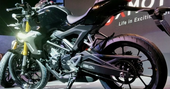 รูปภาพ ฮอนด้า Honda CB 150R MY19 ปี 2017