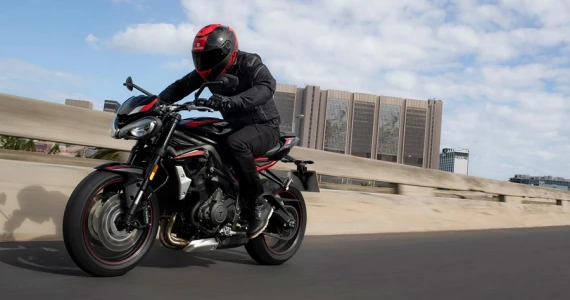รูปภาพ ไทรอัมพ์ Triumph Street Triple 765 ปี 2020