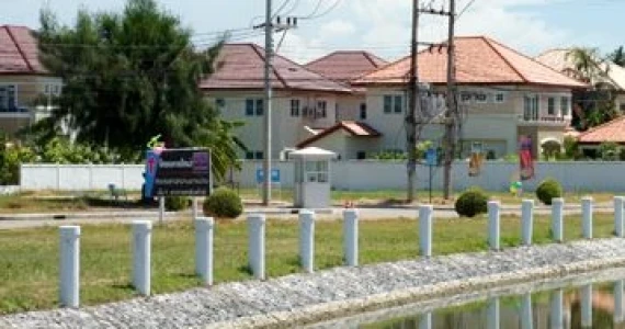 รูปภาพ ชวนชื่น บรู๊คไซด์ (Chuanchuen Brookside)