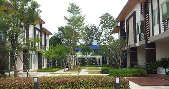 รูปภาพ กัสโต้ สาทร-ตากสิน (Gusto Sathorn Taksin)