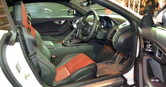 รูปภาพ จากัวร์ Jaguar F-Type V8 R Coupe ปี 2014