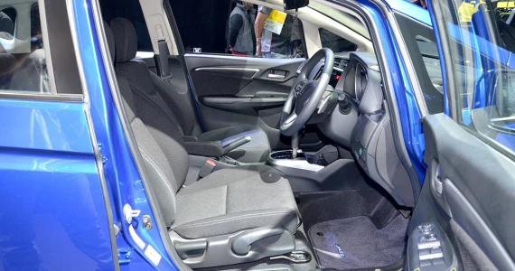รูปภาพ ฮอนด้า Honda Jazz SV AT ปี 2014