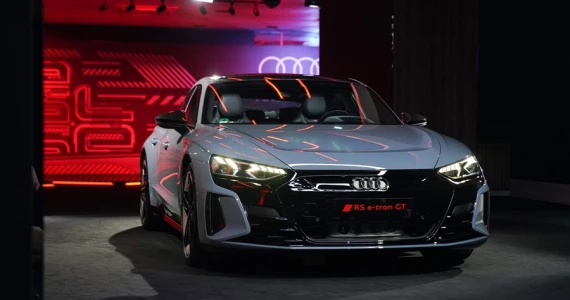 รูปภาพ อาวดี้ Audi-e-tron GT quattro-ปี 2021