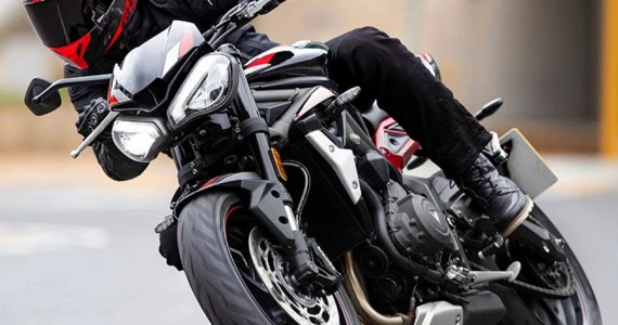 รูปภาพ ไทรอัมพ์ Triumph Street Triple 765 ปี 2020
