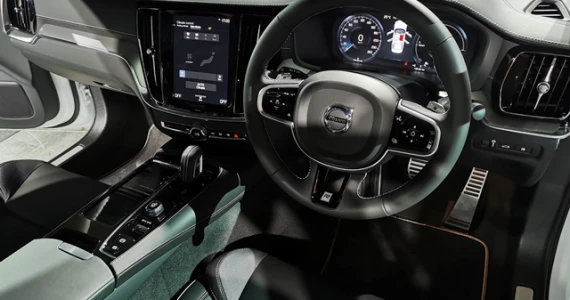 รูปภาพ วอลโว่ Volvo S60 T8 Twin Engine AWD R-DESIGN ปี 2020