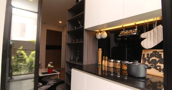 รูปภาพ บียอนด์ บาย สายลมเย็น (Beyond By Sailomyen)