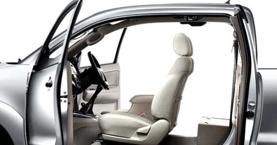 รูปภาพ โตโยต้า Toyota Hilux Vigo Champ Smart Cab 4x2 2.7J VVT-i ปี 2011