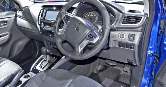 รูปภาพ มิตซูบิชิ Mitsubishi Triton Plus Double Cab 2.4 MIVEC Limited Edition M/T ปี 2016