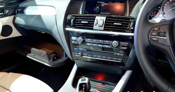 รูปภาพ บีเอ็มดับเบิลยู BMW X4 xDrive20d M Sport ปี 2014