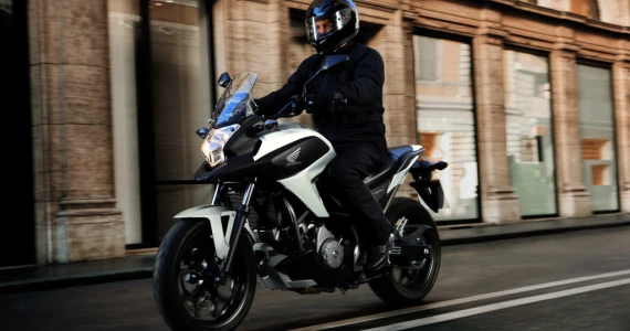 รูปภาพ ฮอนด้า Honda NC 700X ปี 2012