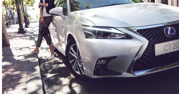 รูปภาพ เลกซัส Lexus CT200h F Sport MY17 ปี 2017