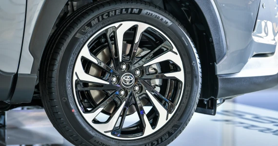 รูปภาพ โตโยต้า Toyota Corolla Cross HEV Premium Luxury ปี 2026