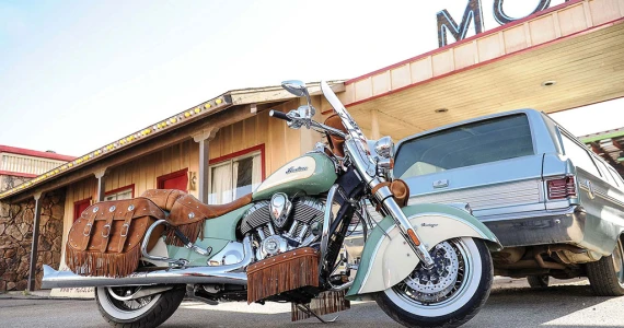 รูปภาพ อินเดียน มอเตอร์ไซเคิล Indian Motorcycle Chief Vintage (Standard) ปี 2015