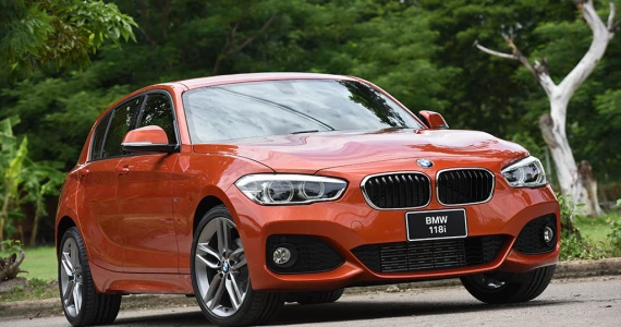 รูปภาพ บีเอ็มดับเบิลยู BMW Series 1 118i Sport ปี 2015
