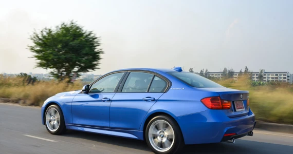 รูปภาพ บีเอ็มดับเบิลยู BMW Series 3 ActiveHybrid 3 M Sport ปี 2013