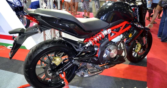 รูปภาพ เบเนลลี Benelli TNT 300 ปี 2013