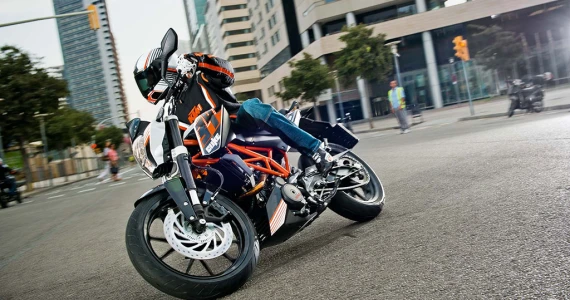 รูปภาพ เคทีเอ็ม KTM 390 (Standard) ปี 2013