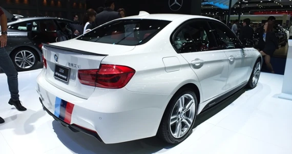 รูปภาพ บีเอ็มดับเบิลยู BMW Series 3 320d M Performance ปี 2017
