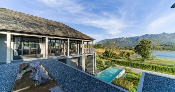 รูปภาพ ภิรมย์ แอท วินยาร์ด (Pirom at Vineyard)