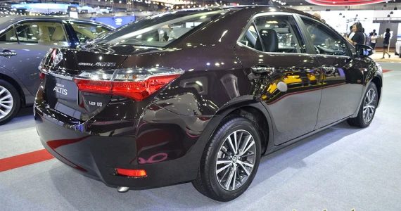 รูปภาพ โตโยต้า Toyota Altis (Corolla) 1.8 V MY18 ปี 2018