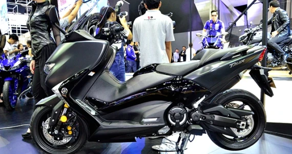 รูปภาพ ยามาฮ่า Yamaha TMAX DX ปี 2017