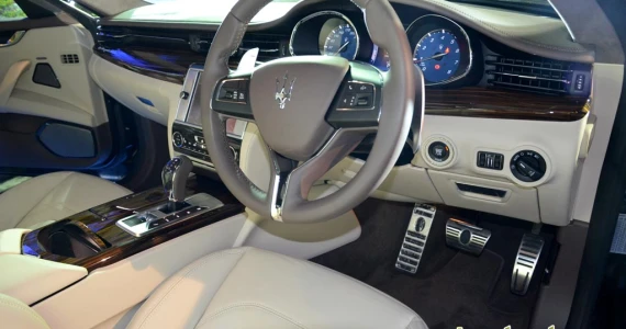 รูปภาพ มาเซราติ Maserati Quattroporte GTS ปี 2013